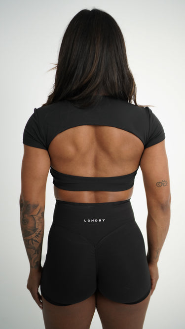 BODYFORM CROPPED TEE