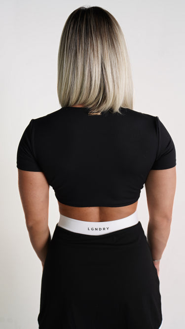 FEMME TWIST CROP TEE