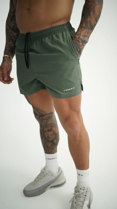 ATHLETIC SHORT