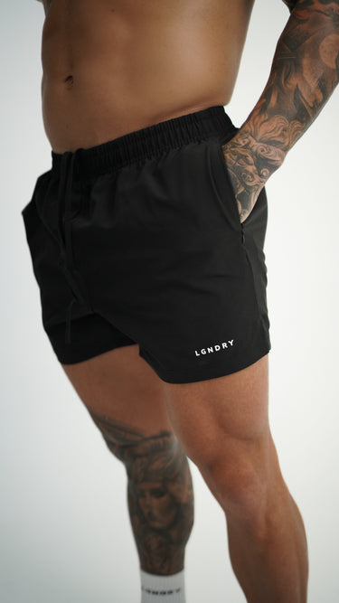 ATHLETIC SHORT