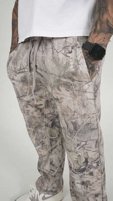 CAMO SWEATPANTS