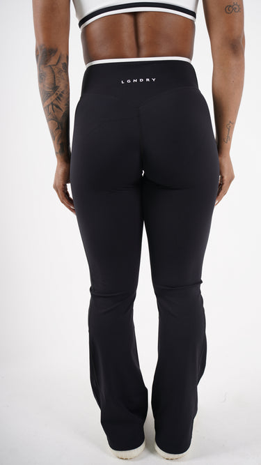 CASSIA CONTRAST TRIM FLARE LEGGING