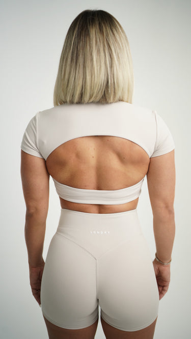 BODYFORM CROPPED TEE