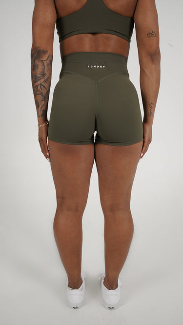 VELOURÉ SHORT