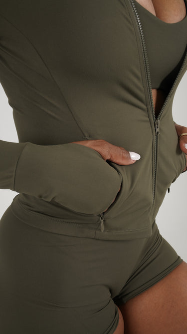 VELOURÉ JACKET