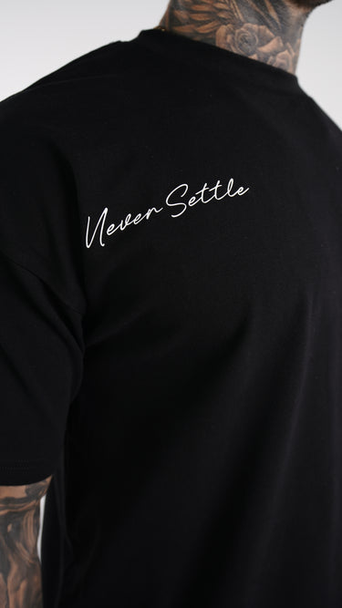 NEVER SETTLE OVERSIZED TEE