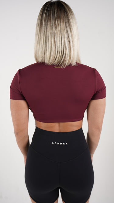 FEMME TWIST CROP TEE