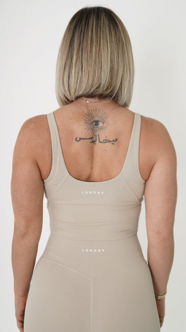 ESSENTIAL LEGEND TANK