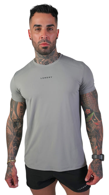 PERFORMANCE TITAN TEE